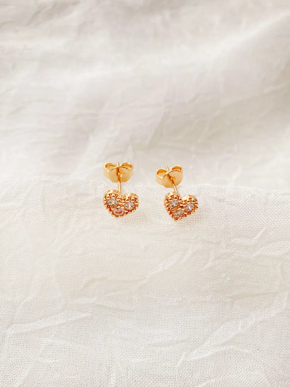 Romance Mini – Aretes topo corazón con circones