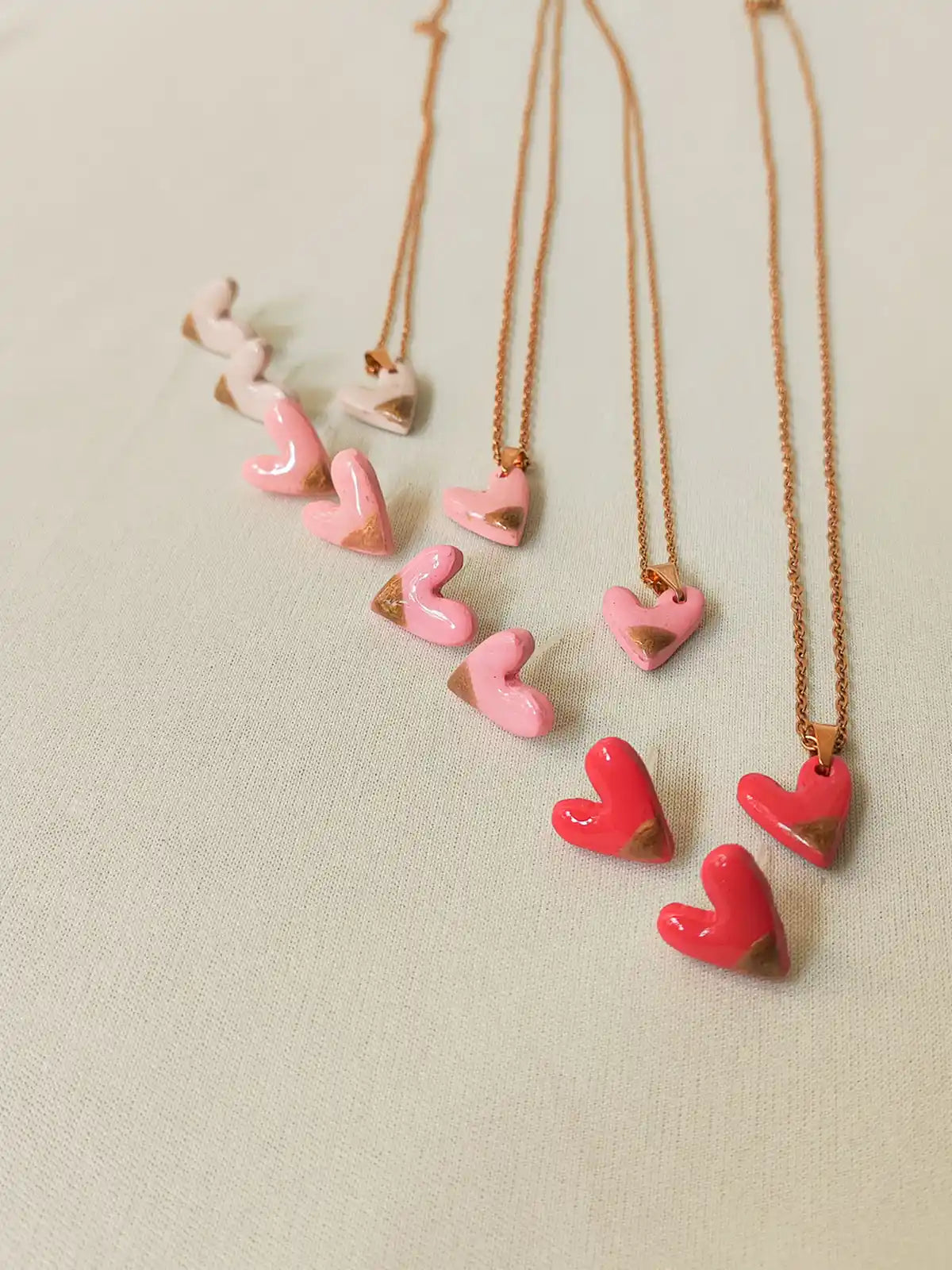 Set Collar y Aretes Latidos de Amor