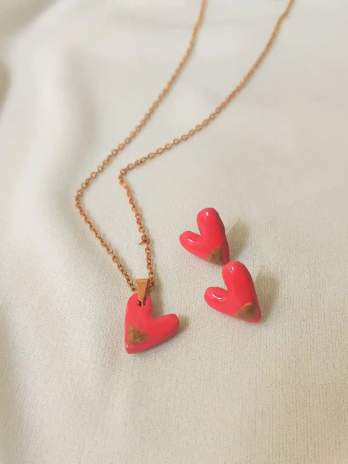Set Collar y Aretes Latidos de Amor