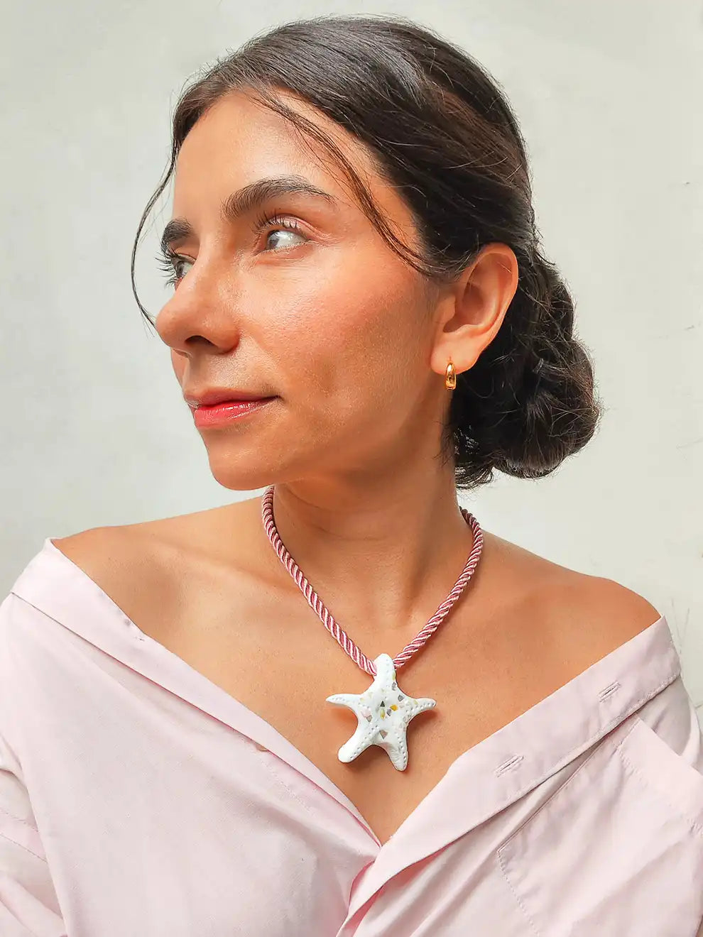 Mar de Rosas – Collar estrella de mar artesanal