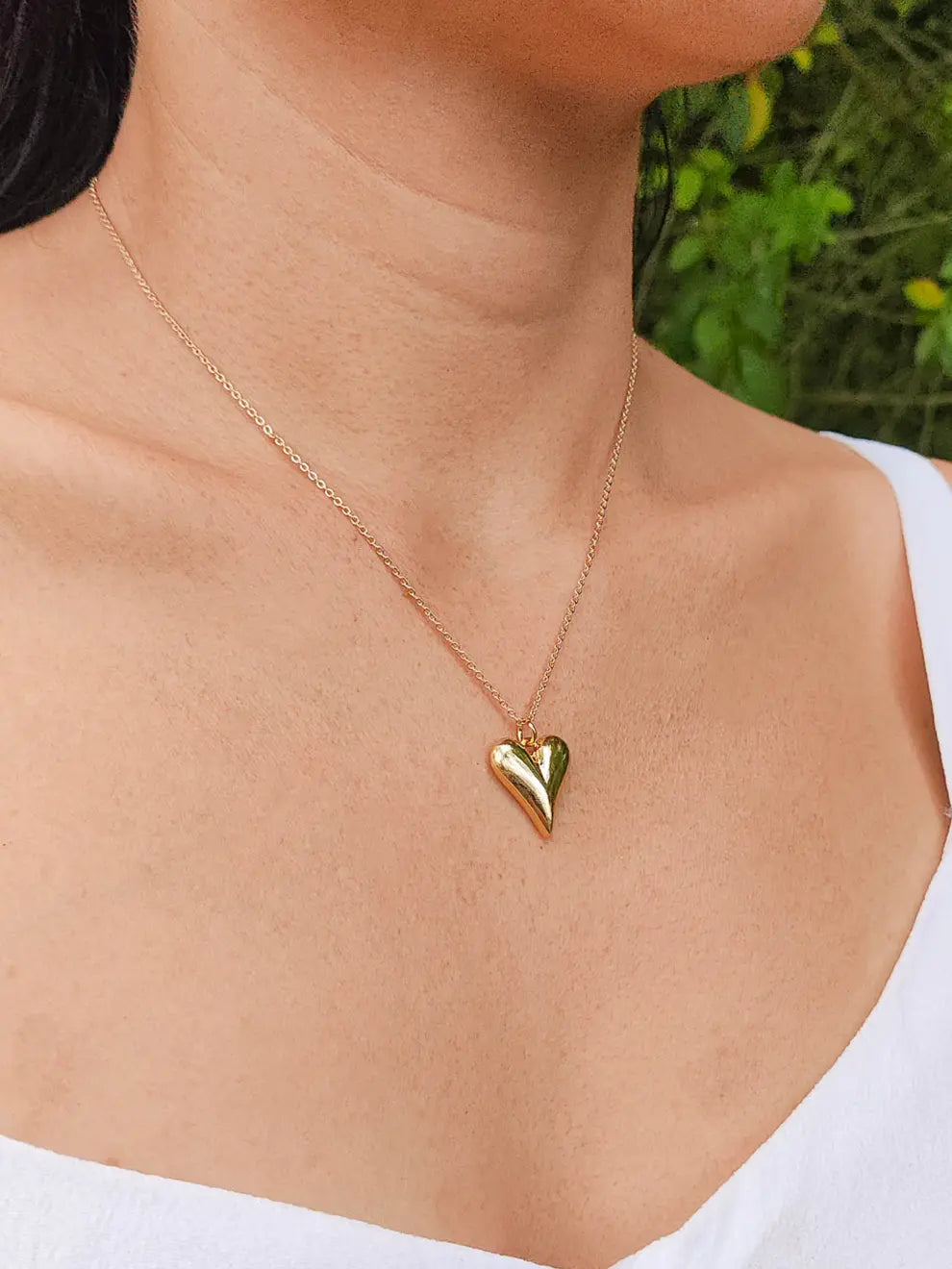 Amor Dorado – Collar y topos corazón