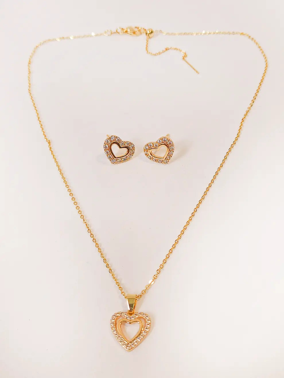 Dulce destello- Set collar y topos corazón