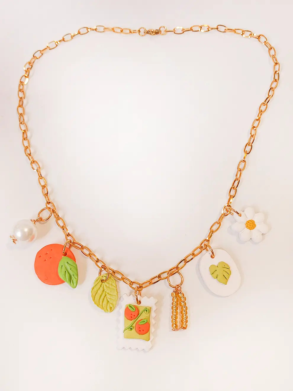 Citrus Garden – Collar de charms en arcilla
