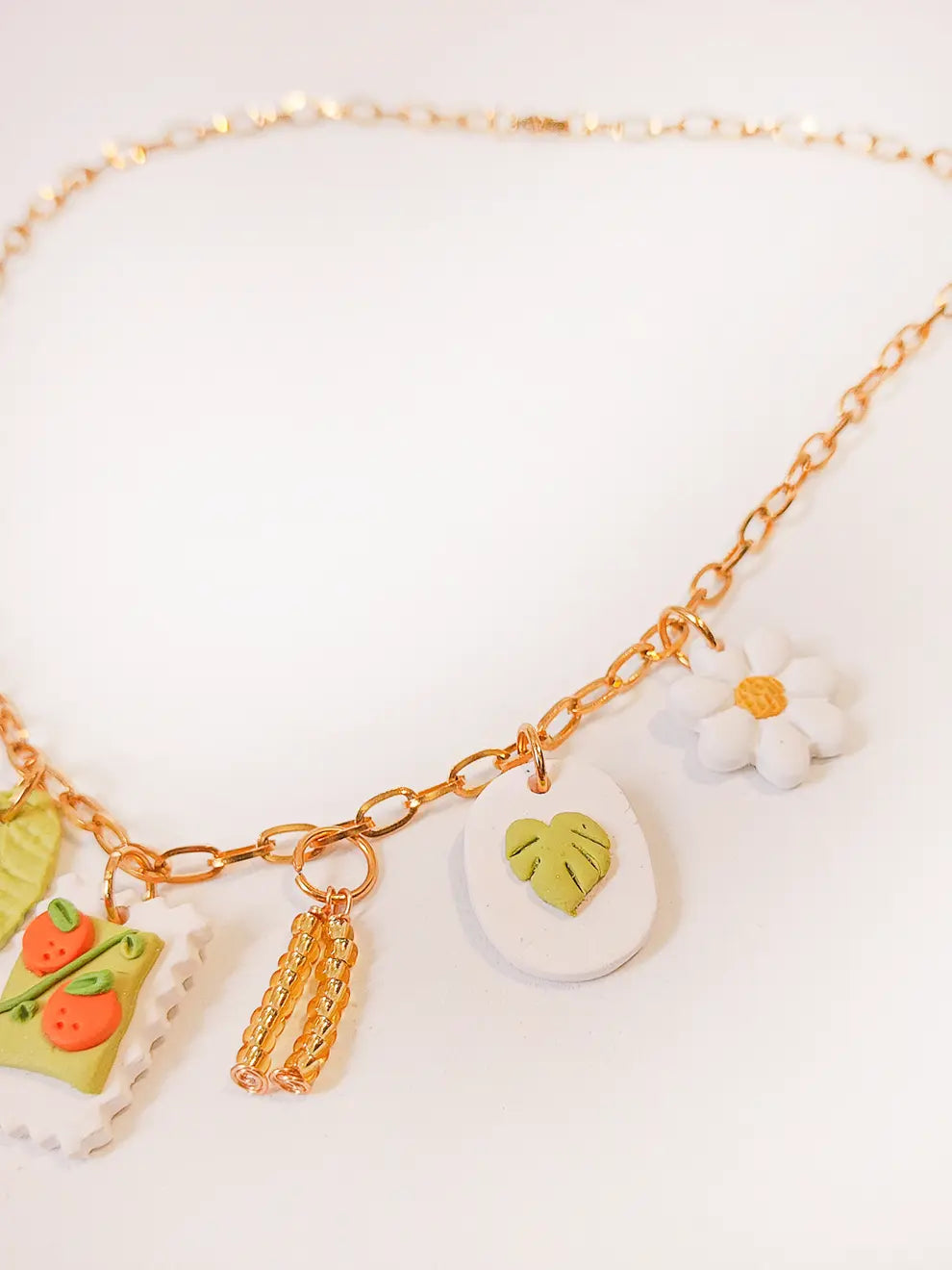 Citrus Garden – Collar de charms en arcilla