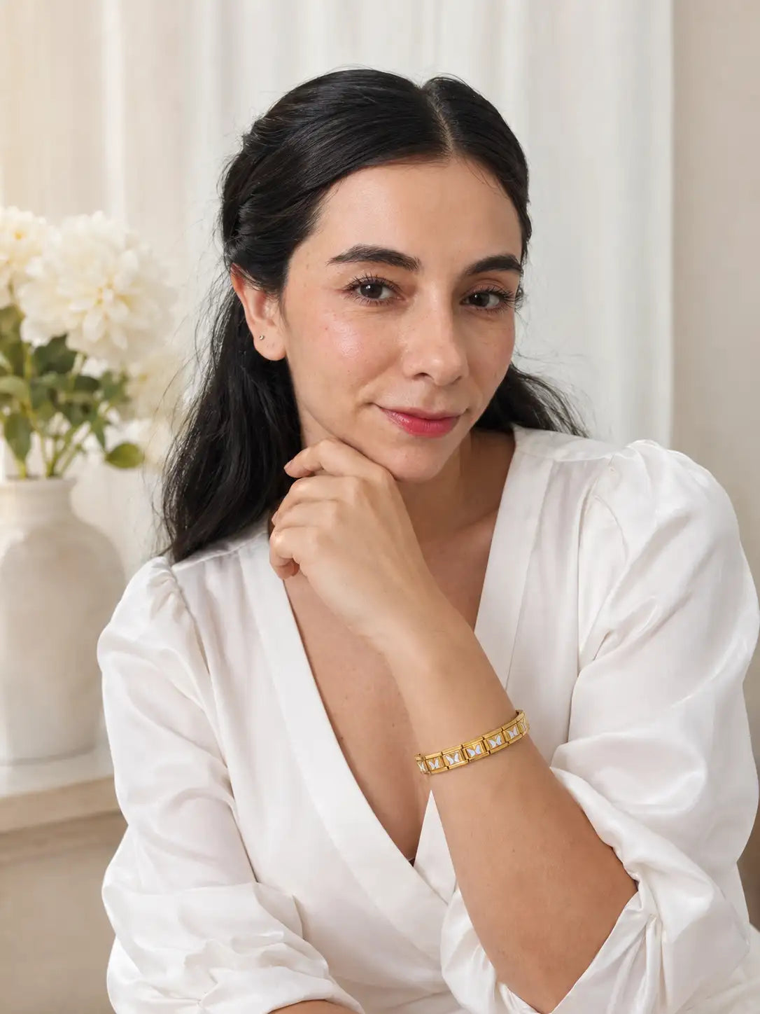 Mariposas de Luz – Pulsera dorada en acero inoxidable