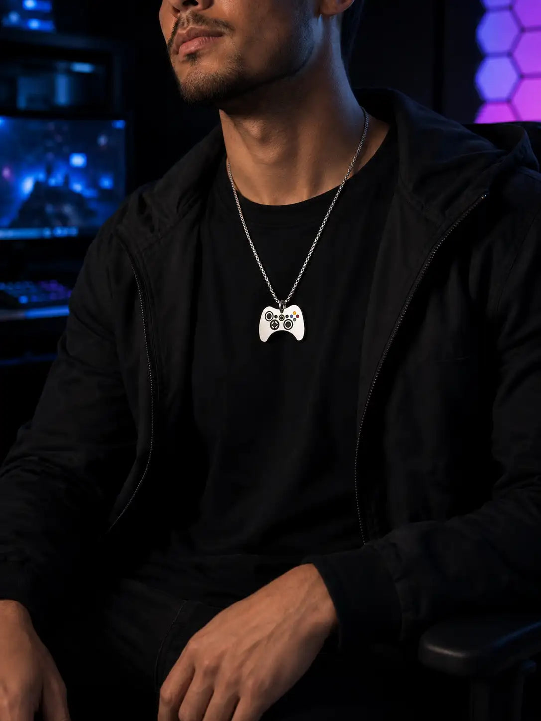 Player One – Collar urbano en acero para amantes de videojuegos