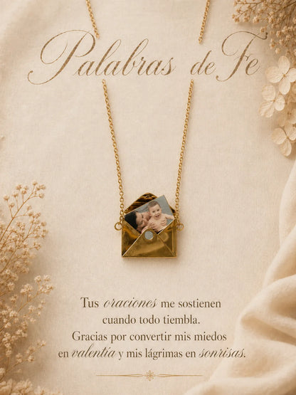 Palabras de Fe - Collar relicario tipo sobre con foto personalizada