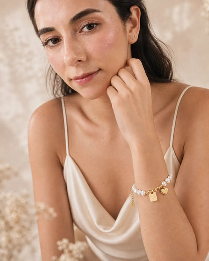 Palabras de Fe – Pulsera de perlas y dijes