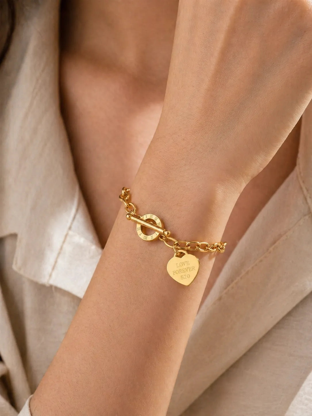 Hogar – Pulsera con dije de corazón