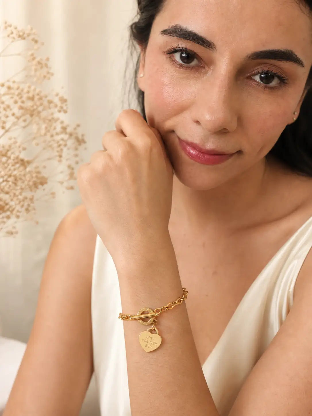 Hogar – Pulsera con dije de corazón