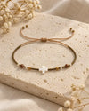 Camino de Fe – Pulsera ajustable con cruz blanca