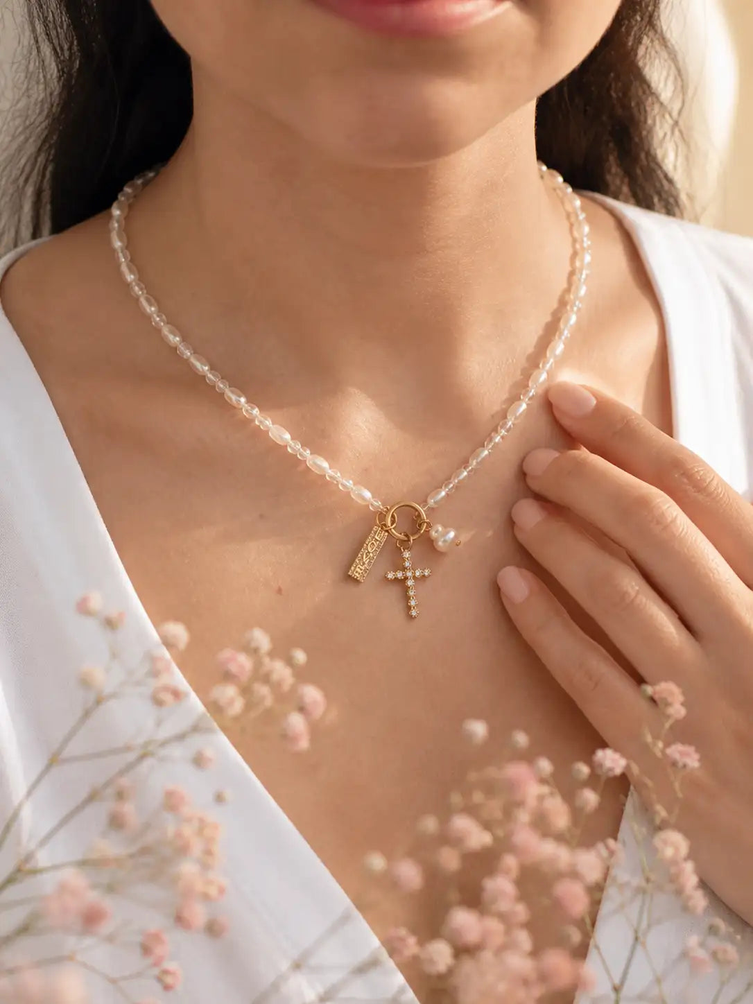 Palabras de Fe – Collar de perlas con cruz