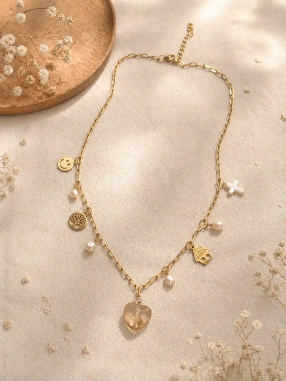 Hogar – Collar con dijes y corazón de cristal