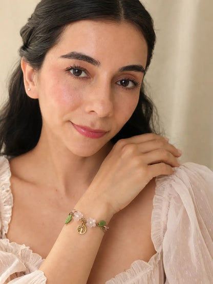 Refugio – Pulsera floral hecha a mano con miyuki