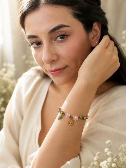 Refugio – Pulsera floral hecha a mano con miyuki