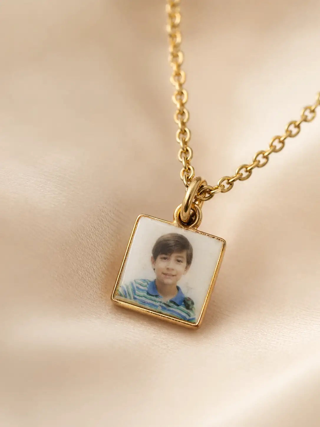 Risas – Collar relicario con foto personalizada
