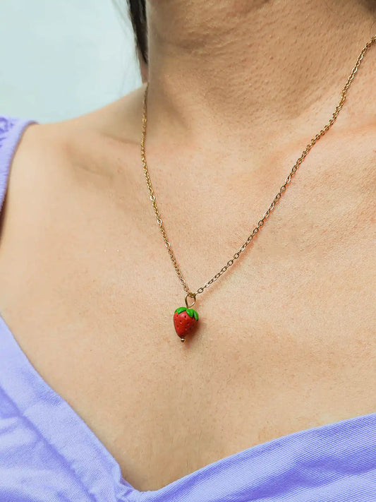 Collar Fresas Mágicas