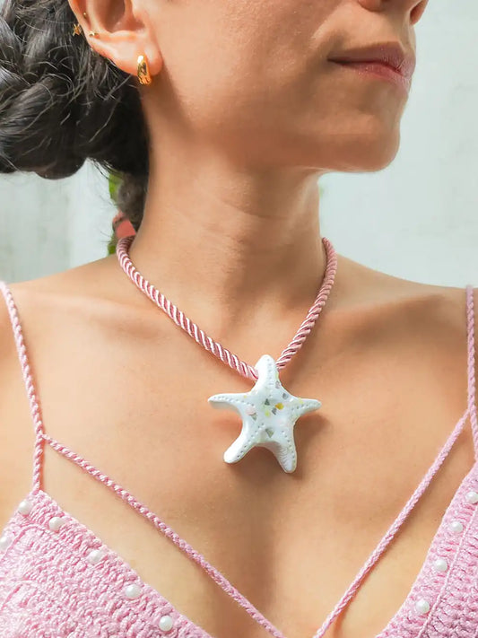 Mar de Rosas – Collar estrella de mar artesanal