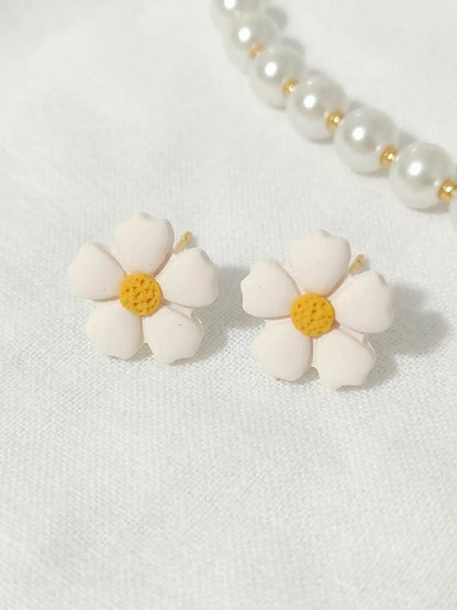 Toque de Primavera – Set Collar y aretes de  margarita en arcilla polimérica