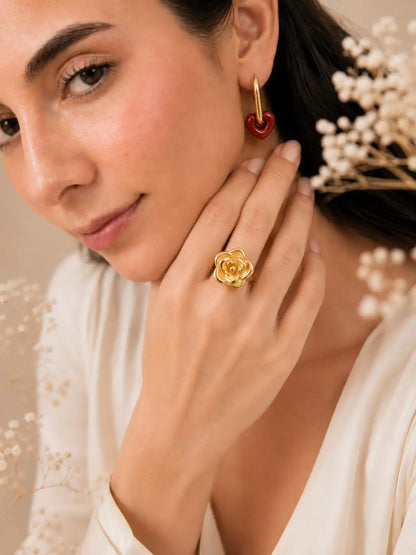 Rosa Imperial – Anillo floral en acero inoxidable dorado