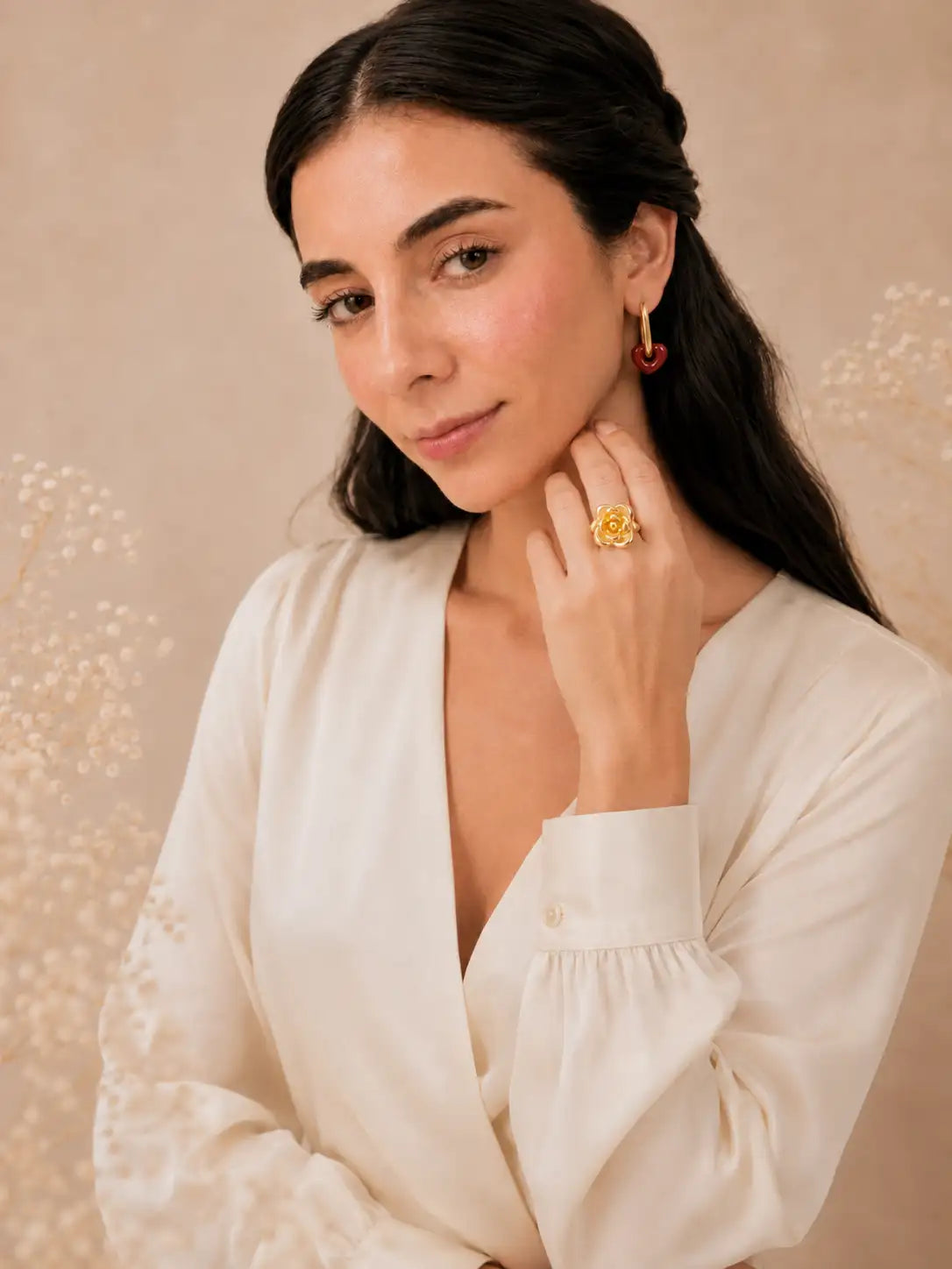 Rosa Imperial – Anillo floral en acero inoxidable dorado