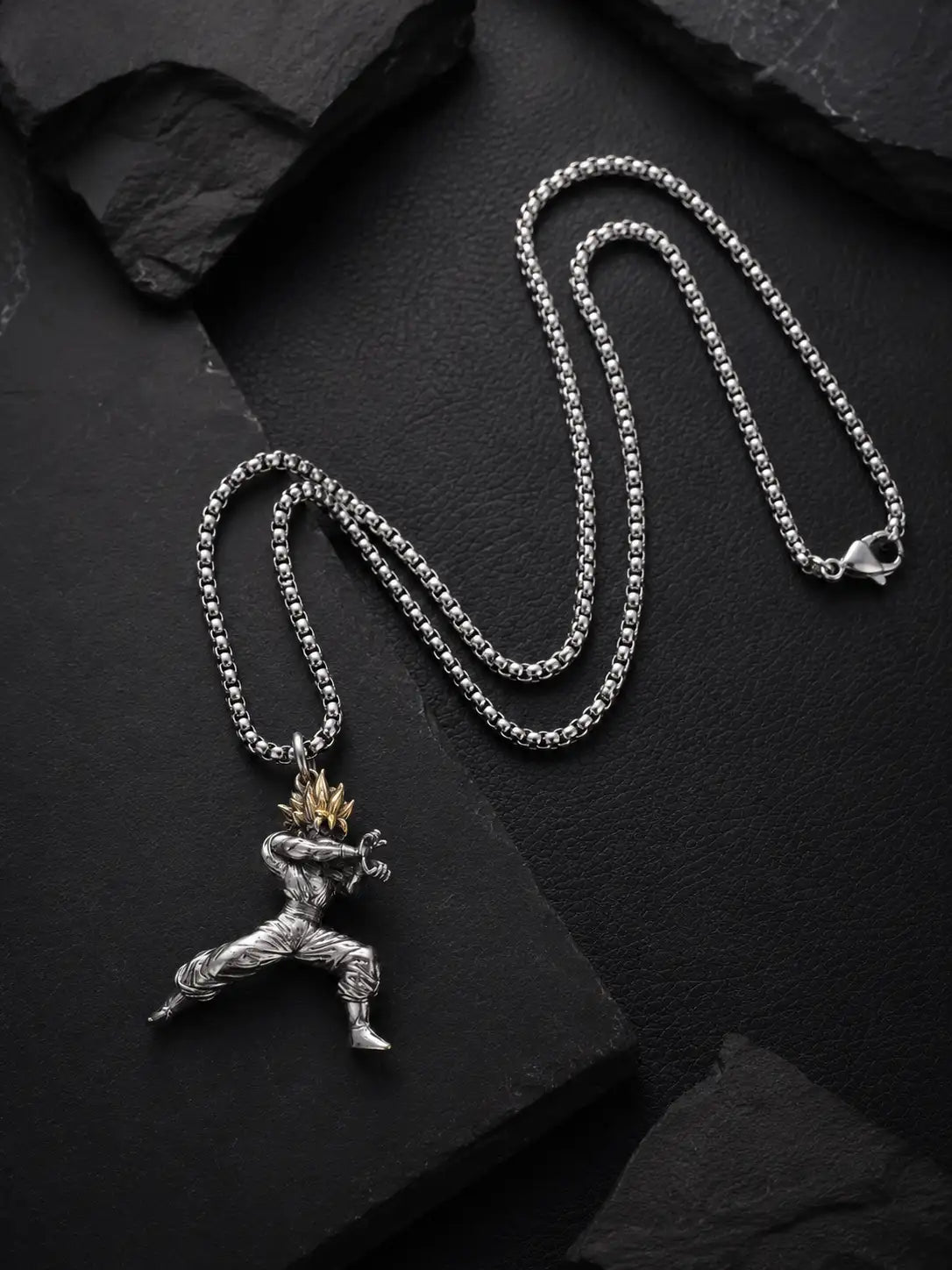 Goku Batalla Legendaria – Collar en acero inoxidable inspirado en Dragon Ball