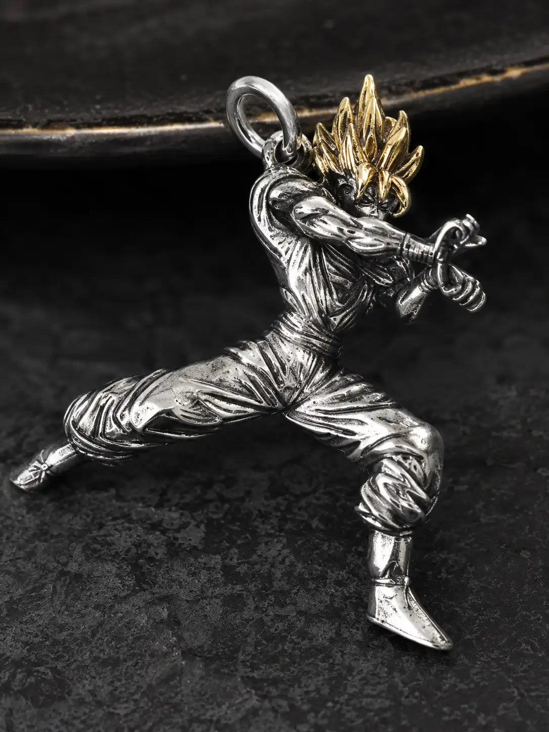 Goku Batalla Legendaria – Collar en acero inoxidable inspirado en Dragon Ball