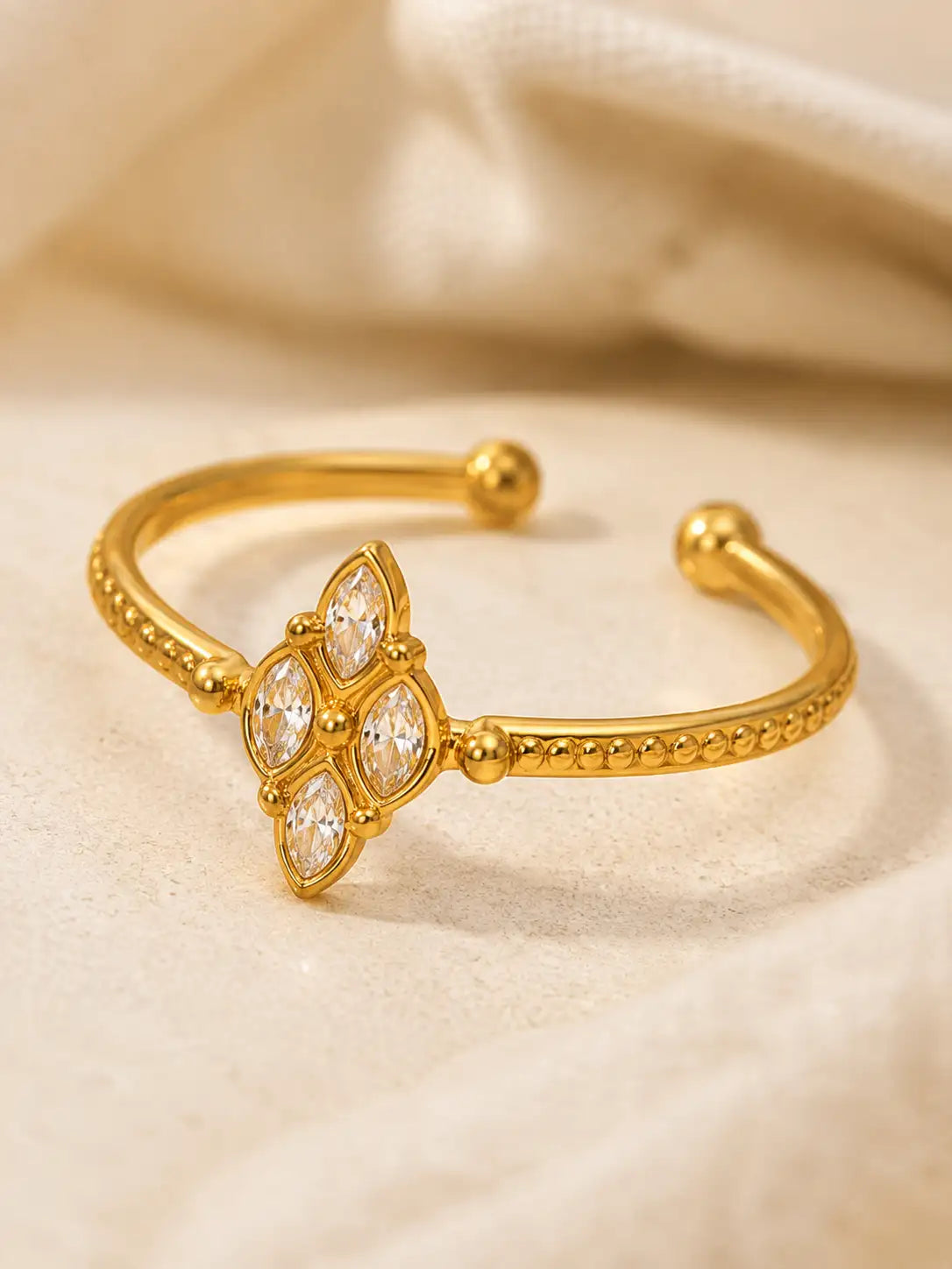 Destello Imperial – Anillo en acero inoxidable con circones