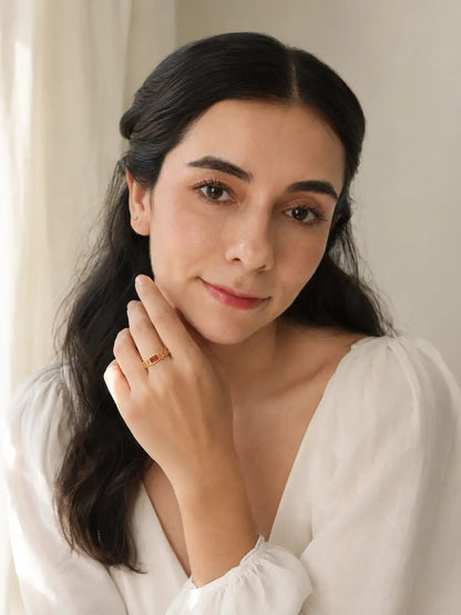Eslabón Chic – Anillo femenino en acero inoxidable dorado