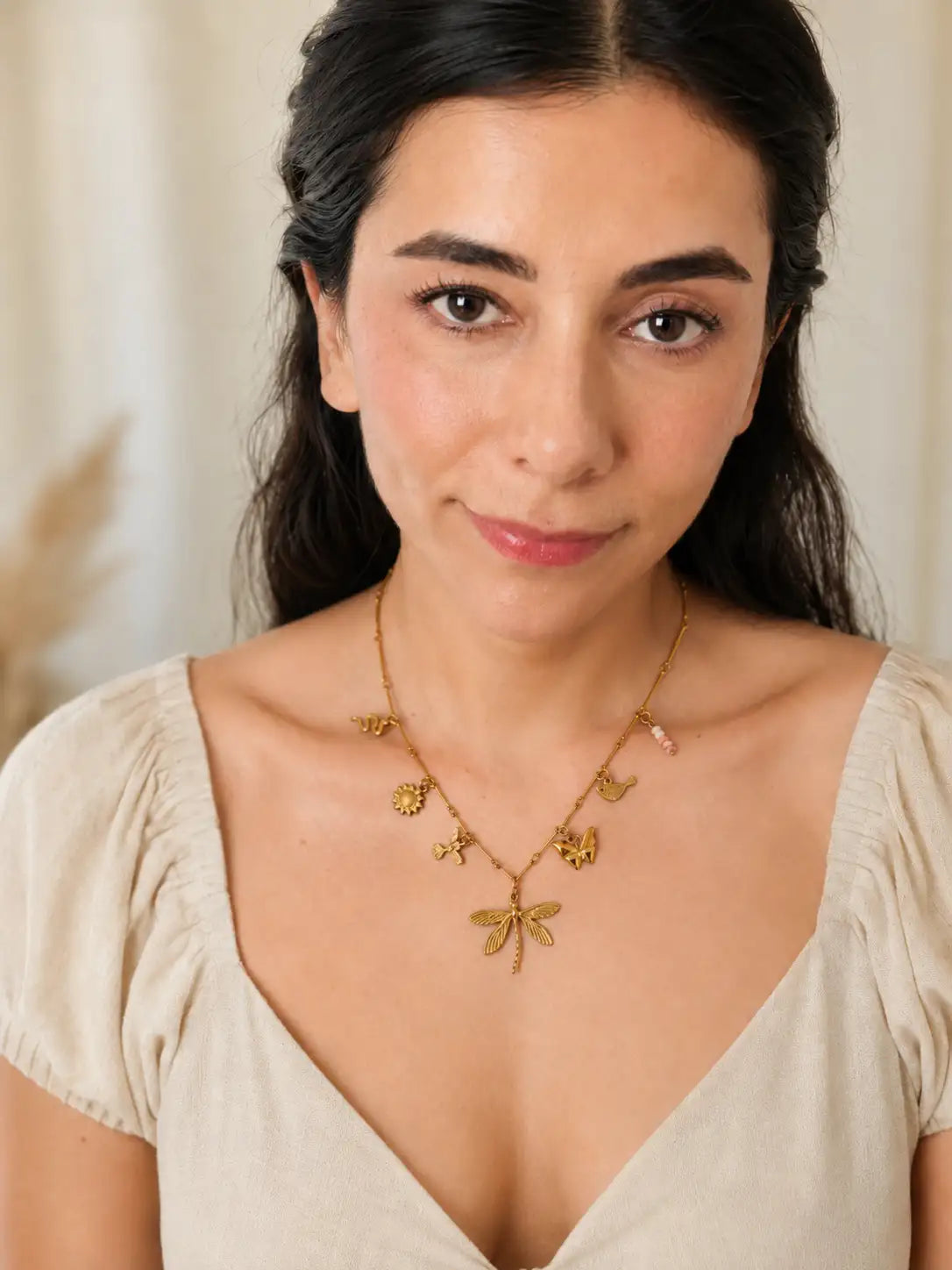 Naturaleza Viva – collar en acero con detalles dulces y originales