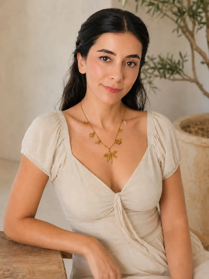 Naturaleza Viva – collar en acero con detalles dulces y originales