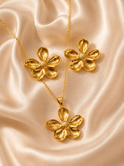 Flor Radiante – Set dorado con collar y aretes