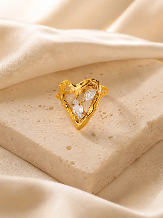 Destello de Amor – Anillo corazón en acero inoxidable