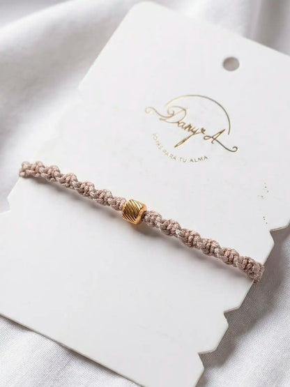 Pulso Calmado – Pulsera unisex tipo macramé