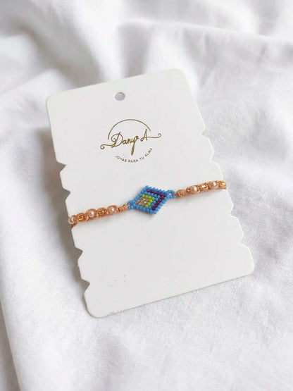 Mirada Azul – Pulsera tejida con miyuki en rombo